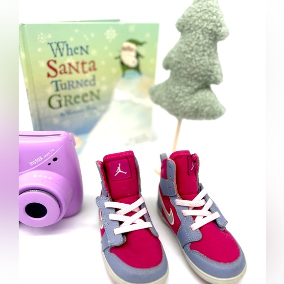 Nike pink and purple little girl - Picture 3 of 3